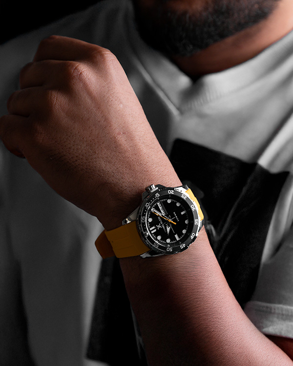 DK.1.13910 Elegant Daniel Klein Men's Watch Silicone Band